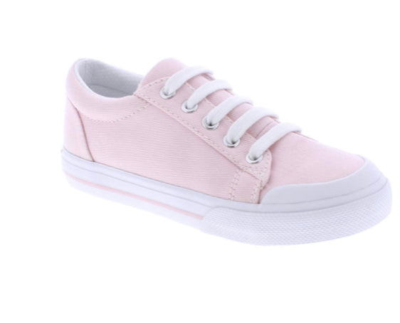 TAYLOR IN ROSE BY FOOTMATES