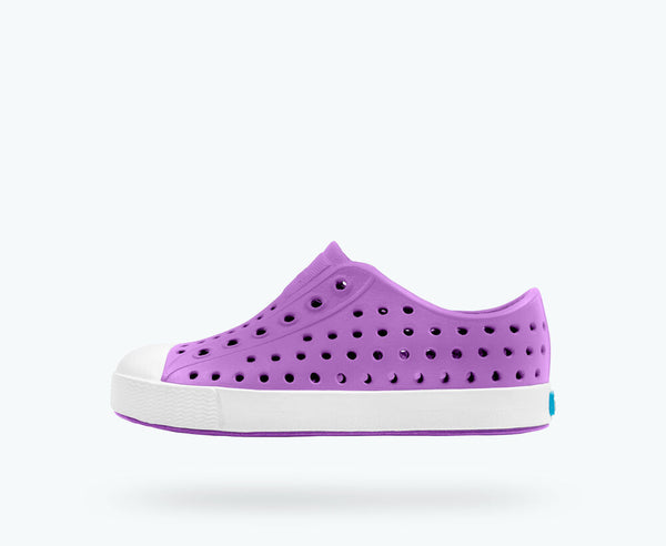 NATIVE JEFFERSON IN STARFISH PURPLE AND SHELL WHITE