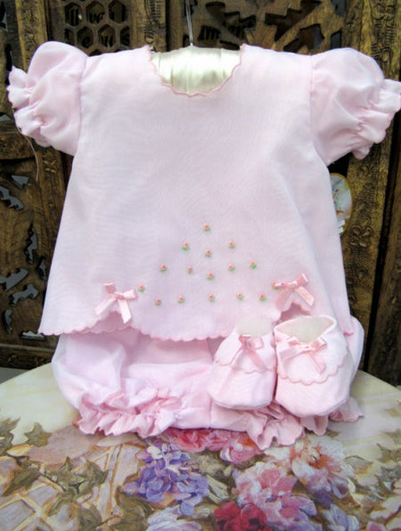 WILL'BETH 4 PIECE WELCOME BABY KNIT SET IN WHITE WITH PINK #807370